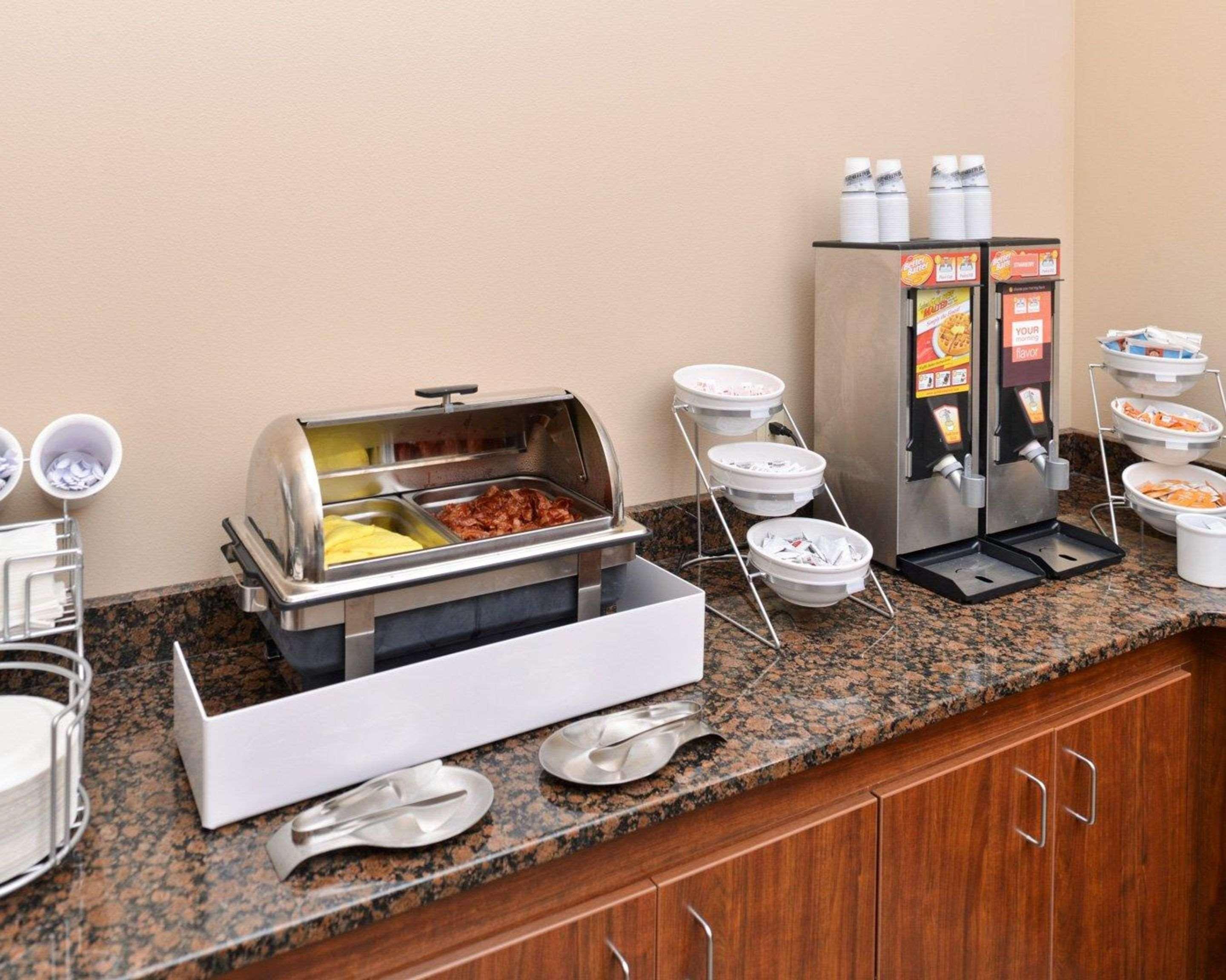 Comfort Inn & Suites Mandan - Bismarck Exteriér fotografie